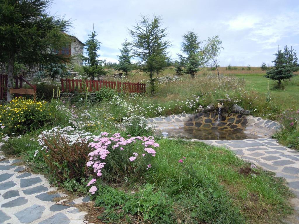 Bed and Breakfast Le Francillon Les Estables Exterior foto